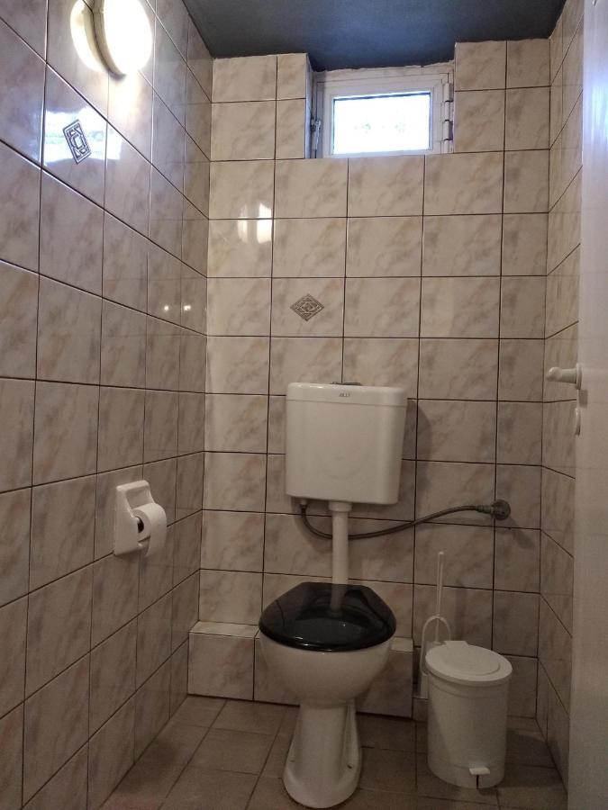 Alternative Country House 10 Minutes From Athens Airport Artemida  Exterior photo